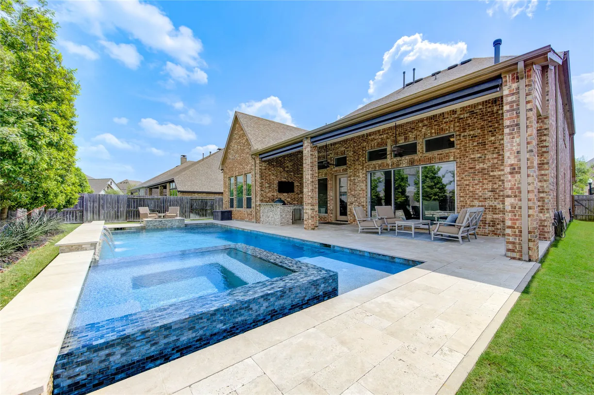 Houston Real Estate | View 11003 Avery Arbor Lane | 4 Beds, 4 Baths