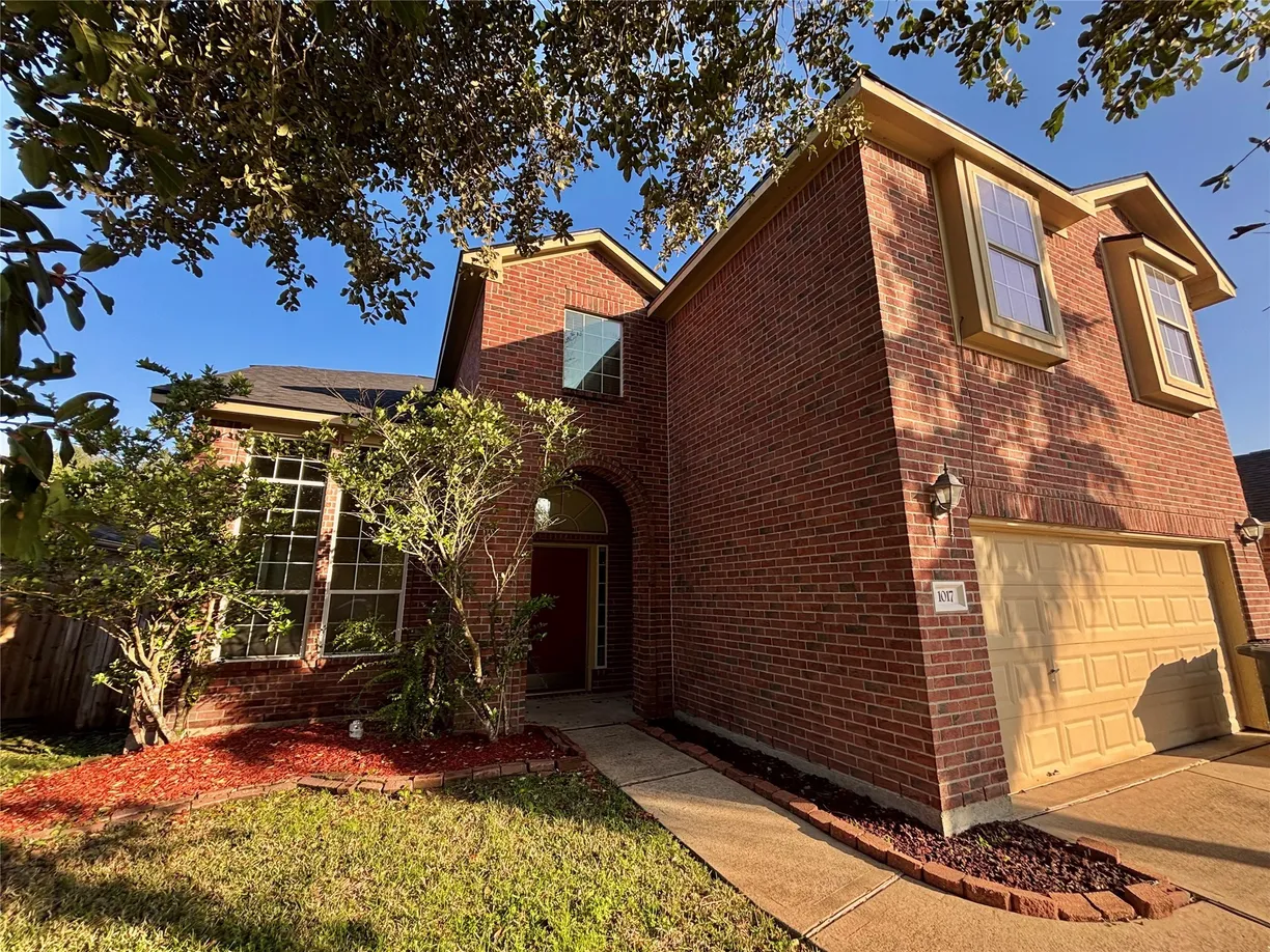Houston Real Estate | View 1017 Hamilton Street | Listing