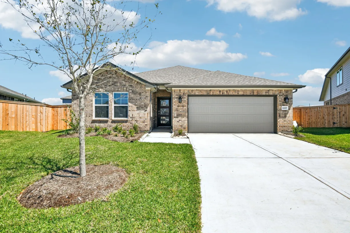 Houston Real Estate | View 6307 Brahman Court | 4 Beds, 3 Baths