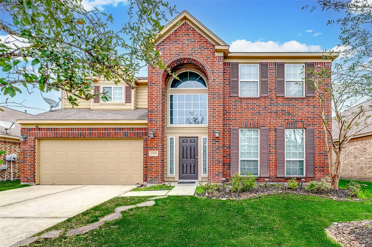 Houston Real Estate | View 20714 Quartz Creek Ln Lane | 4 Beds, 2 Baths