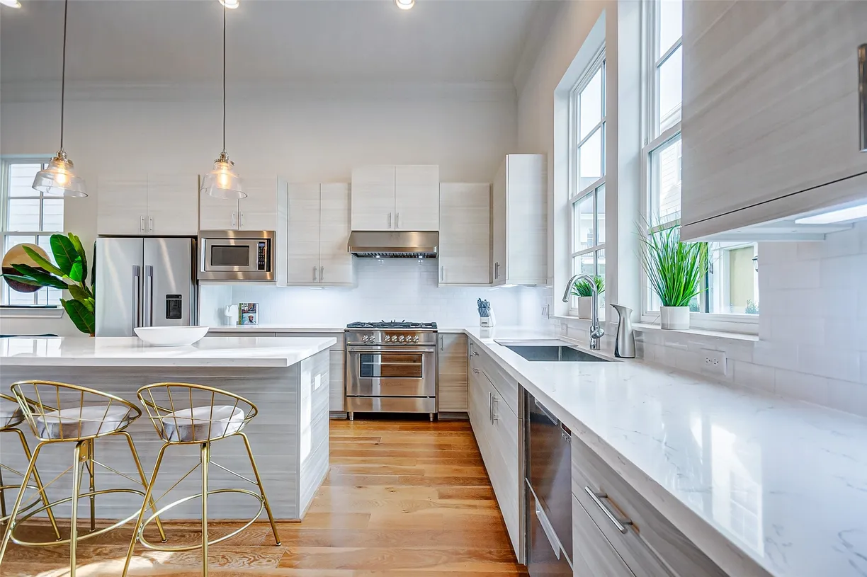 Houston Real Estate | View 634 Delmar Street | 3 Beds, 2 Baths