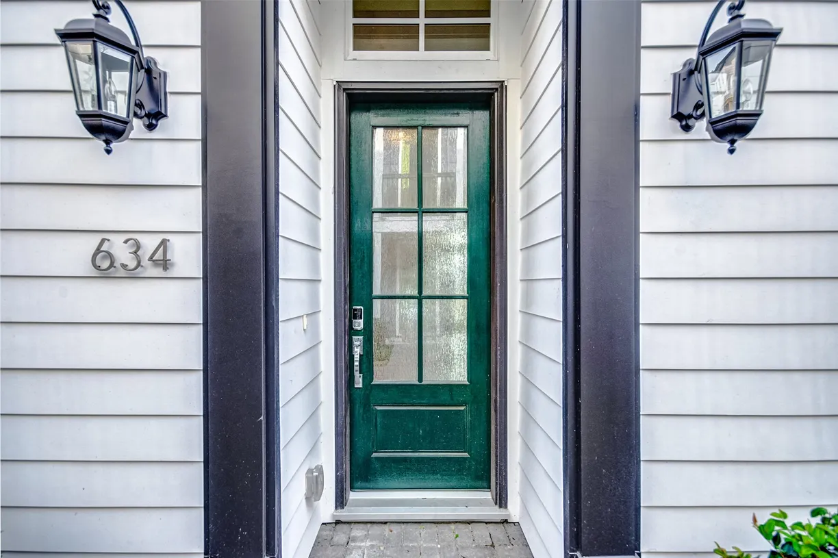 Houston Real Estate | View 634 Delmar Street | Listing