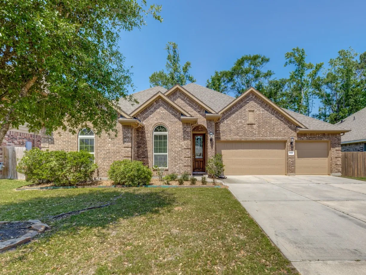 The Woodlands Real Estate | View 2054 Brookmont Drive | Listing