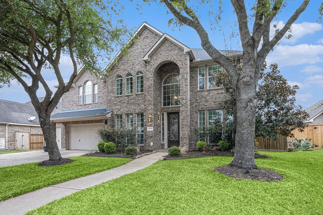 Houston Real Estate | View 15810 Sandisfield Lane | Listing