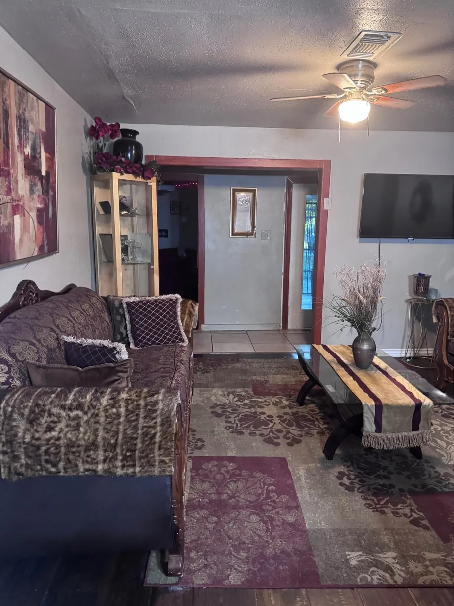 Houston Real Estate | View 2519 Garapan Street | Listing