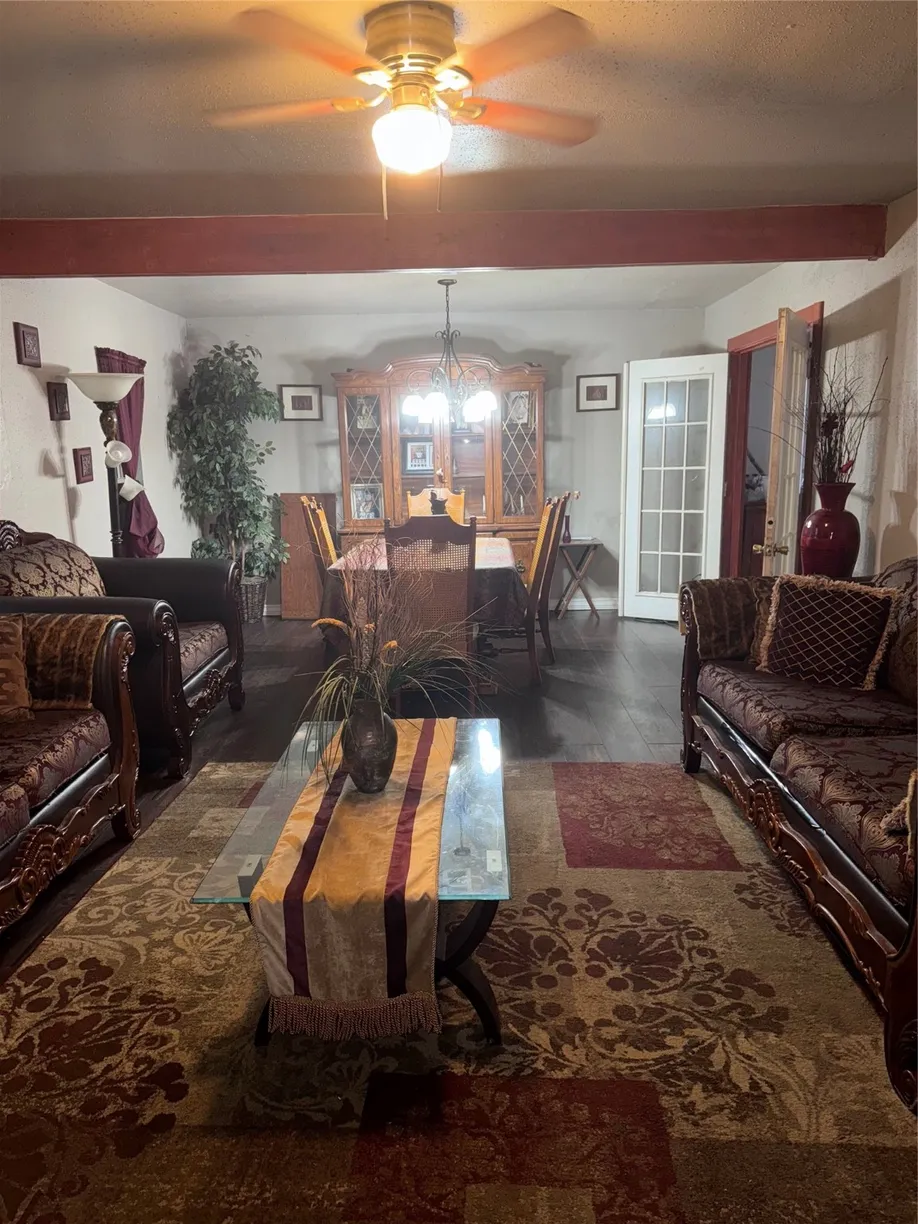 Houston Real Estate | View 2519 Garapan Street | Listing