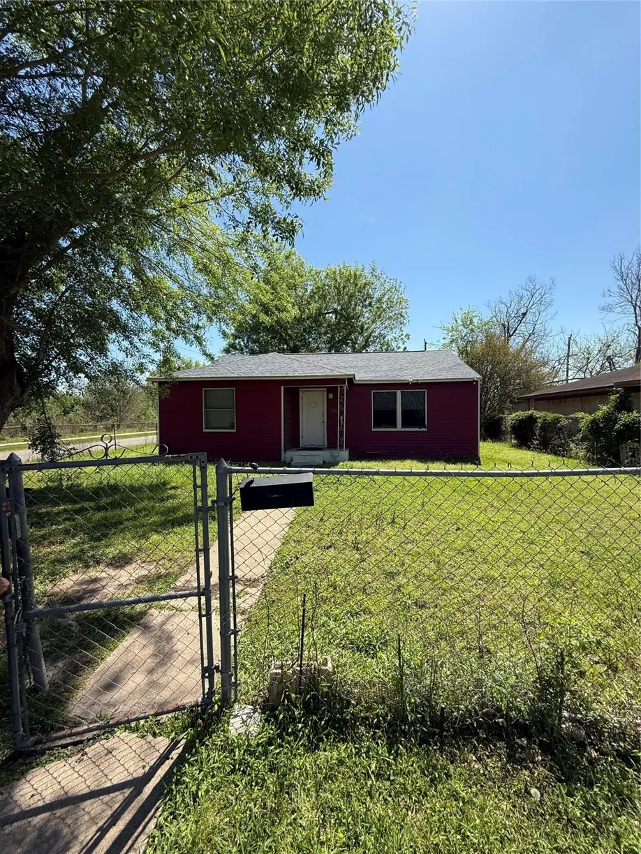 Houston Real Estate | View 7168 Rook Boulevard | 3 Beds, 1 Bath