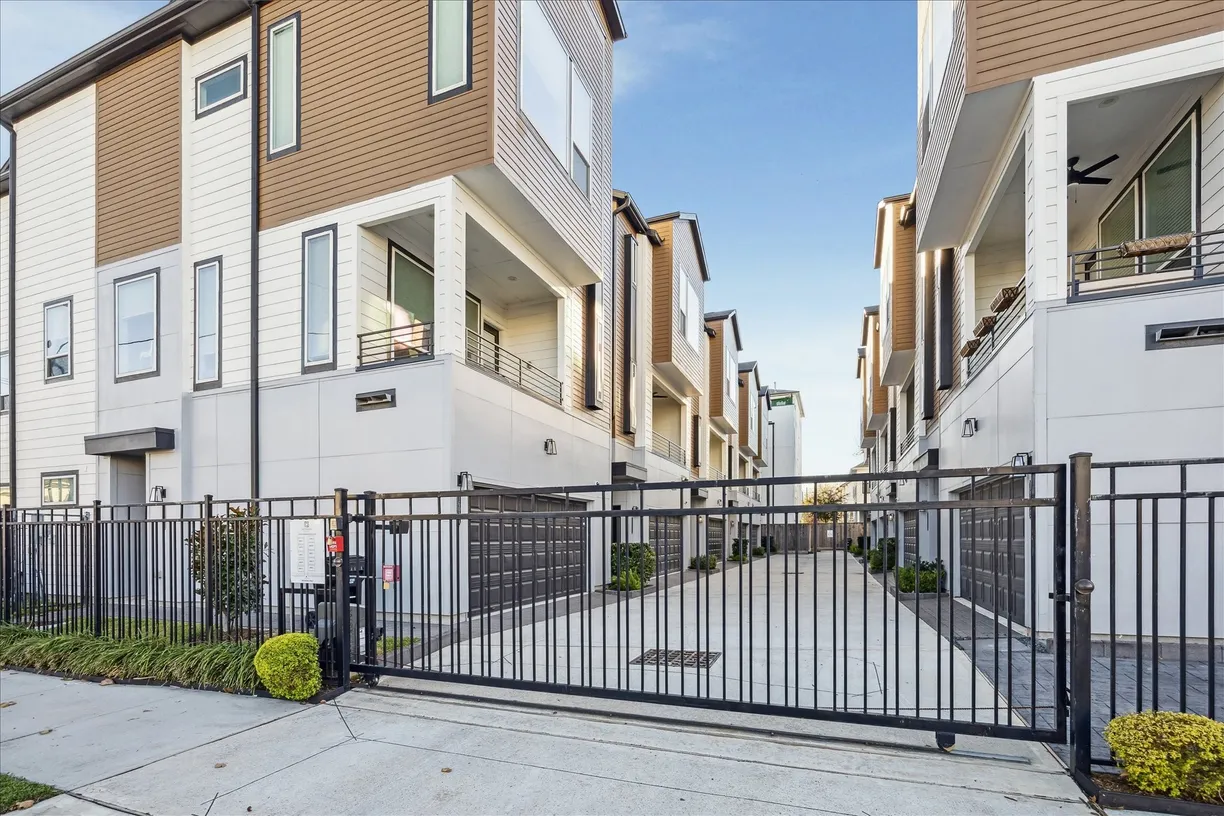 1603 Patterson Street #E, Houston, TX 77007 Property for sale