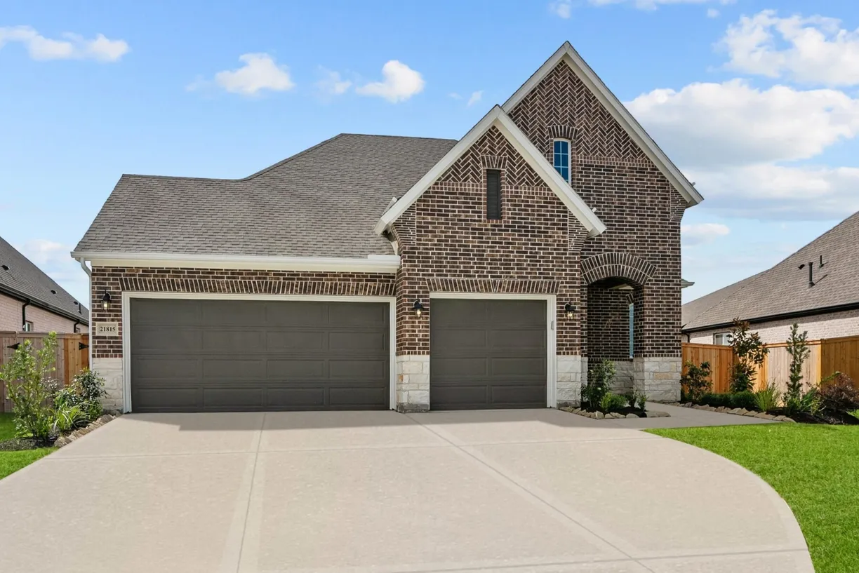 Houston Suburbs Real Estate | View 21815 Oakwood Drive | Listing