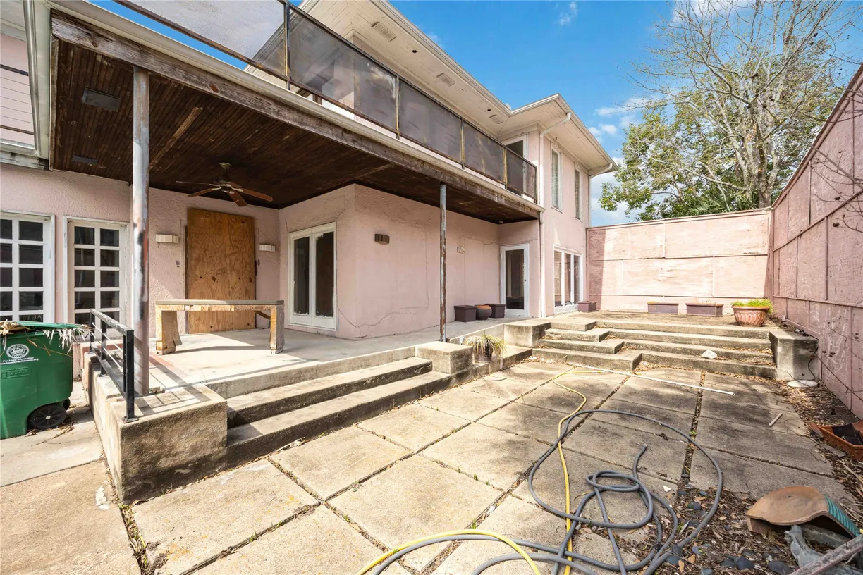 Houston Real Estate | View 607 Marshall Street | Listing