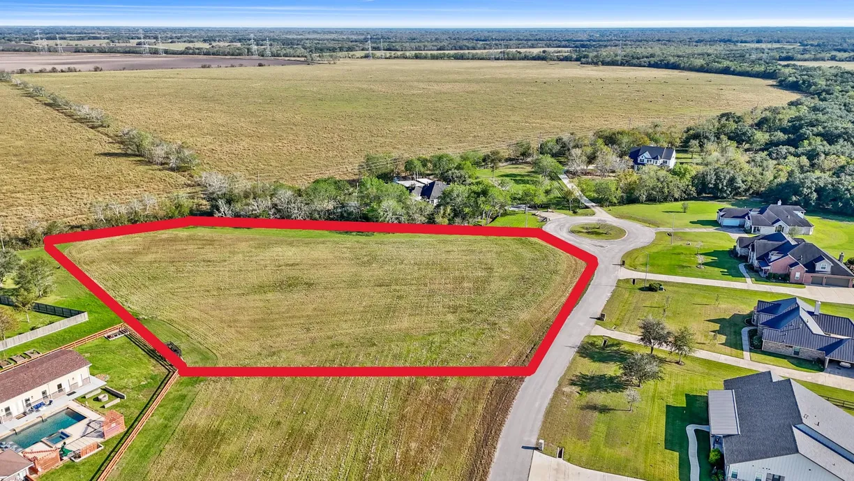 Houston Real Estate | View 4918 Brazos Lakes Drive | Listing