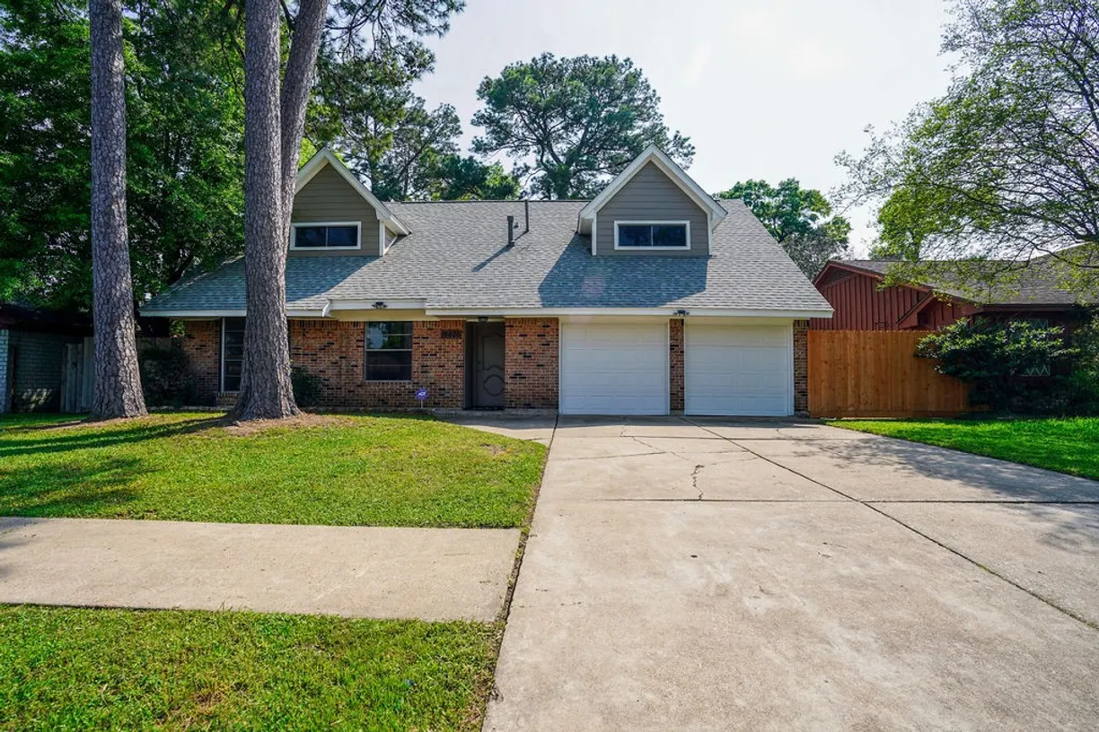 Houston Real Estate | View 14406 Wadebridge Way | 5 Beds, 3 Baths