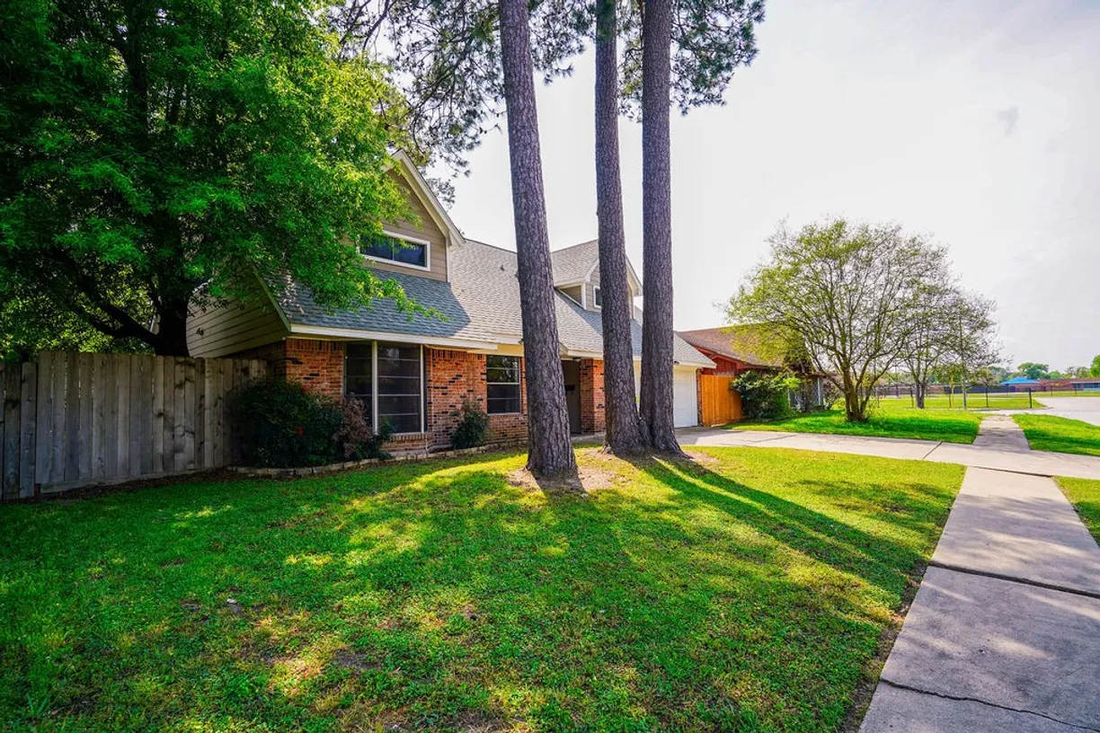 Houston Real Estate | View 14406 Wadebridge Way | Listing