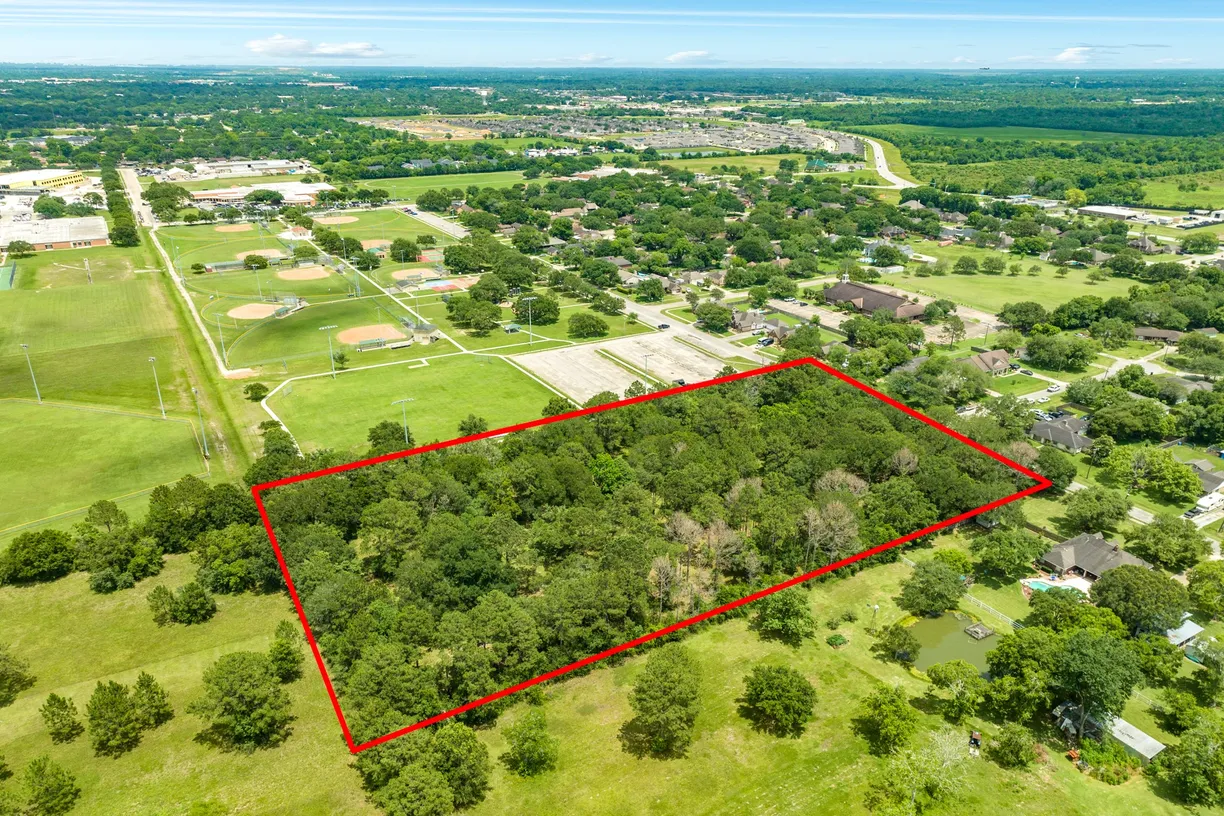 Houston Real Estate | View 000 W Ryan Drive | Listing