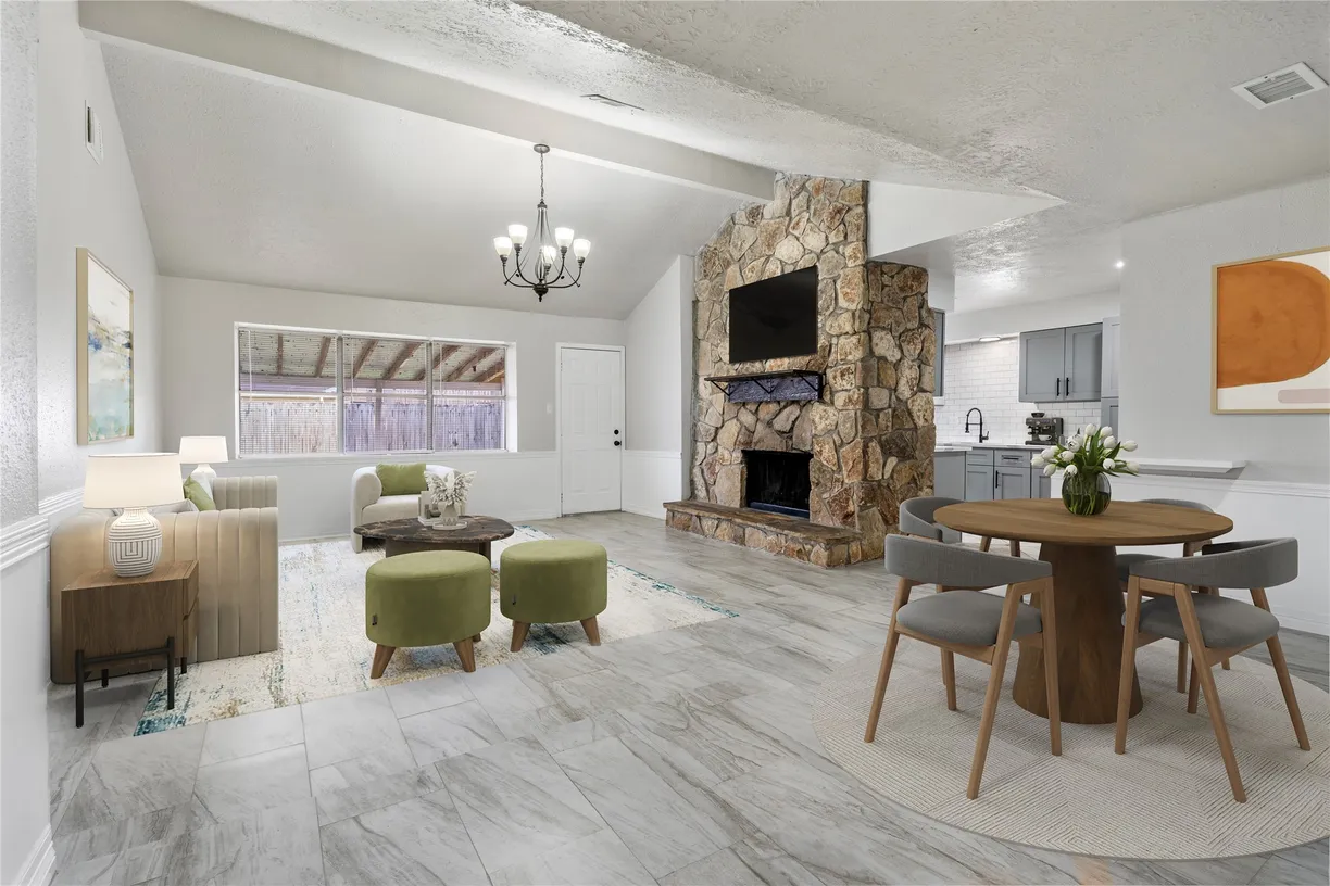 Houston Real Estate | View 1446 Castle Glen Drive | Listing