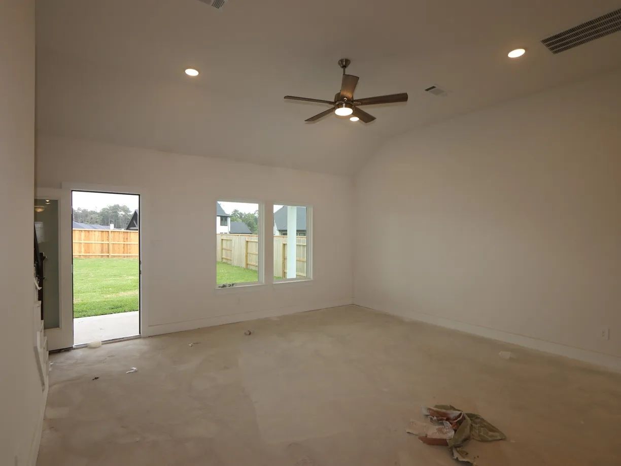The Woodlands Real Estate | View 905 Oak Mist Lane | Listing