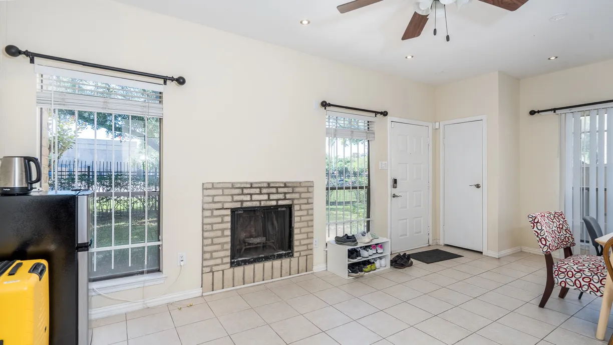 Houston Real Estate | View 8299 Cambridge Street, 201 | Listing