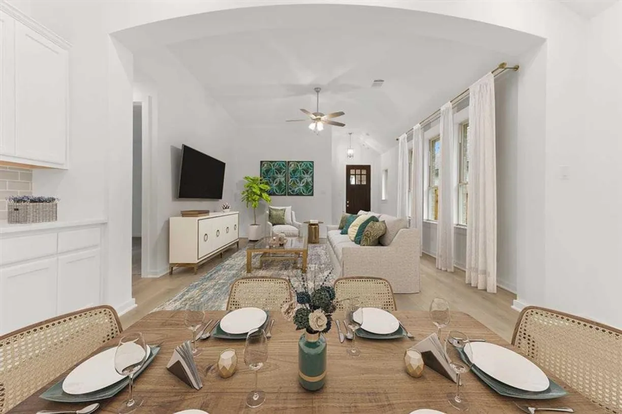 Houston Real Estate | View 5418 Orangery | 3 Beds, 2 Baths