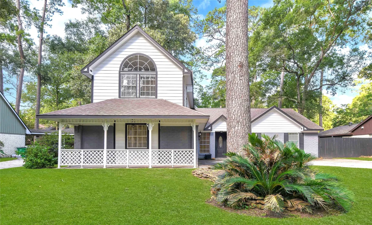 Houston Real Estate | View 2166 Tree Lane | Listing