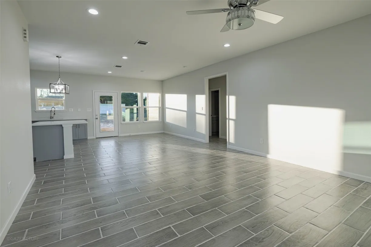 Houston Suburbs Real Estate | View 20733 Emerald Street | Listing