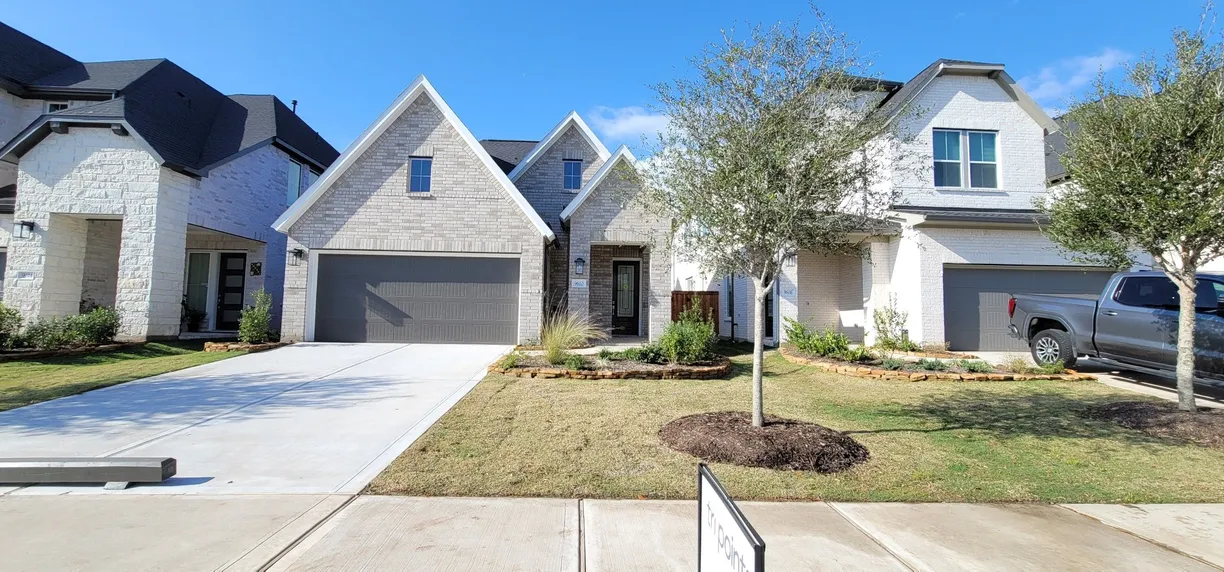 Houston Real Estate | View 17630 Azalea Cliff Court | 3 Beds, 2 Baths