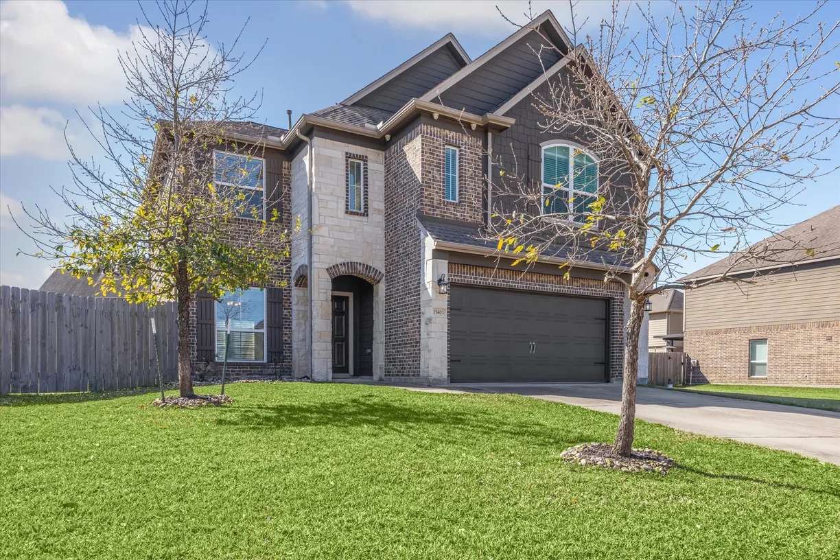 Houston Real Estate | View 15403 Elm Sky Court | Listing
