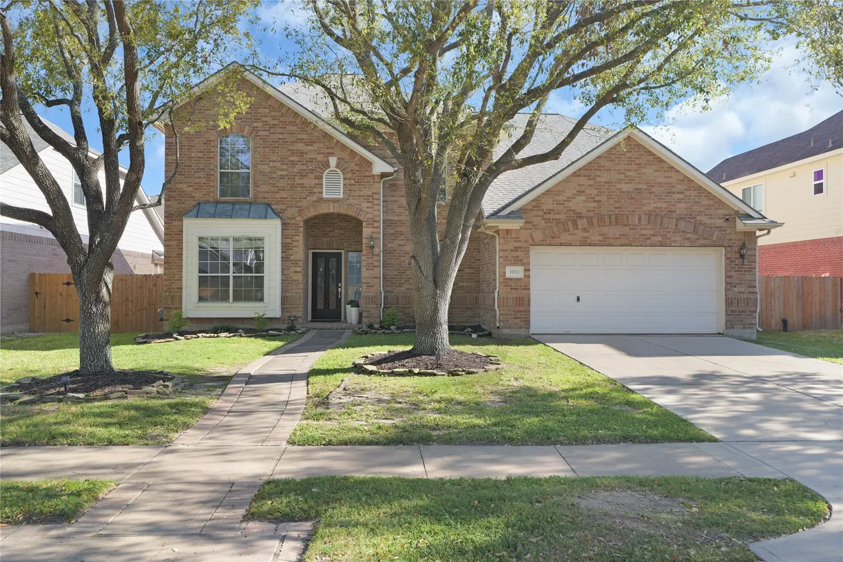 Houston Real Estate | View 11713 Summer Springs Drive | 4 Beds, 3 Baths