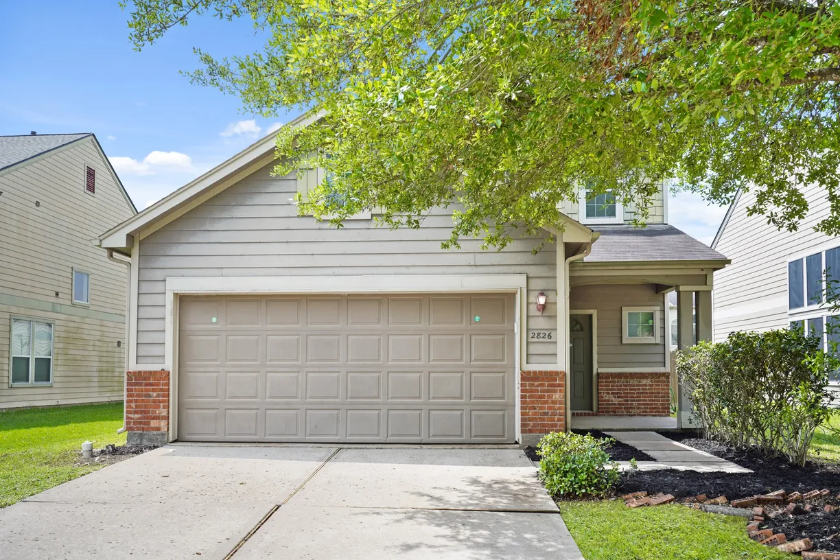 Houston Suburbs Real Estate | View 2826 Feather Green Trail | 3 Beds, 2 Baths