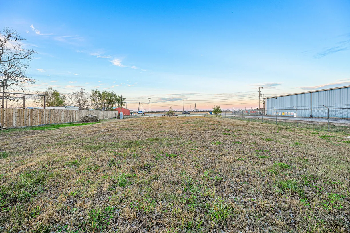 Houston Real Estate | View 29818 E Highway 6 | Listing