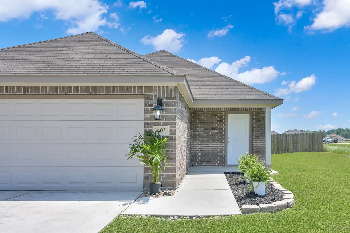 Houston Real Estate | View 402 Terra Vista Circle | Listing