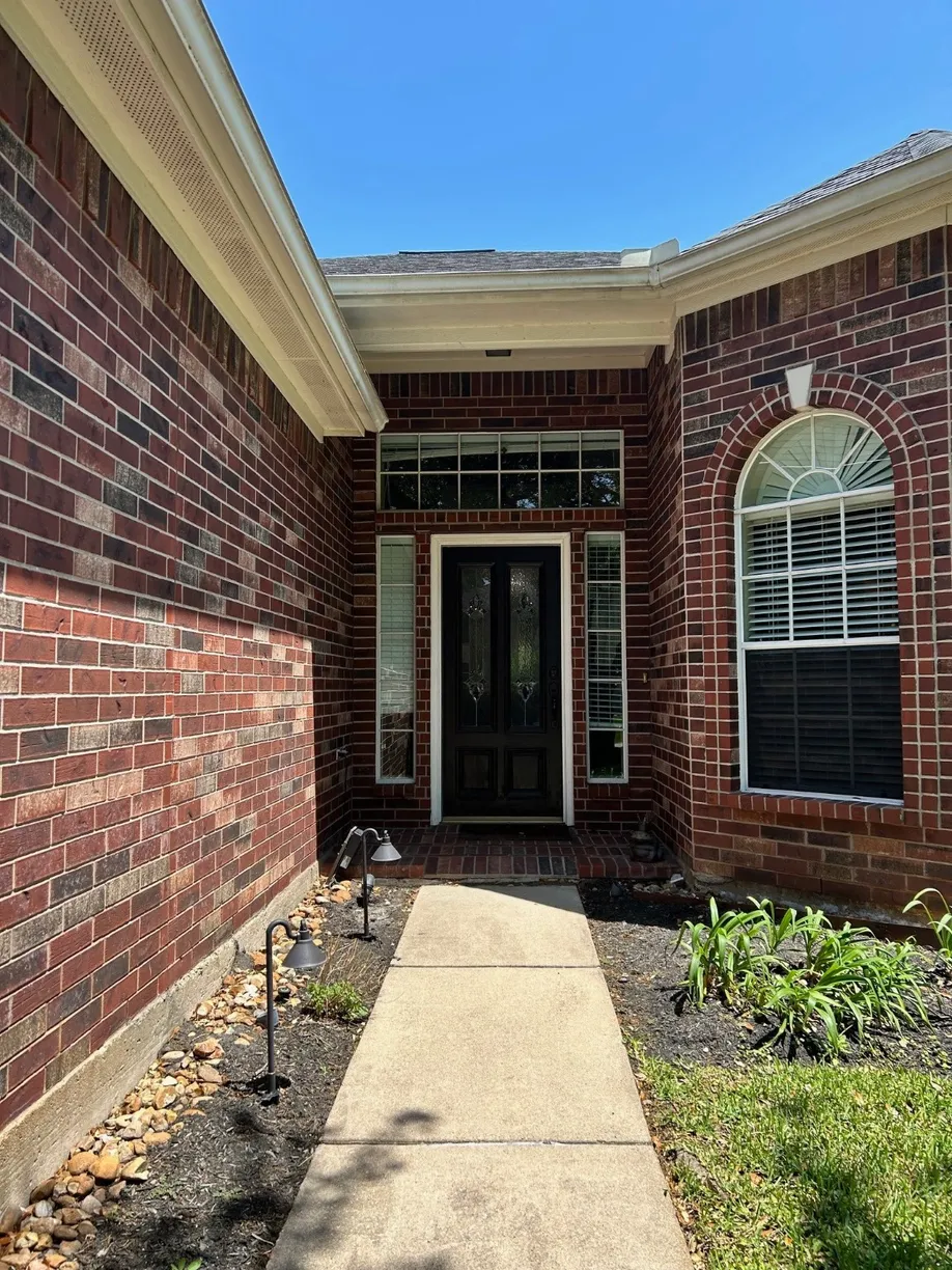 Houston Real Estate | View 3343 Summerwood Lane | Listing