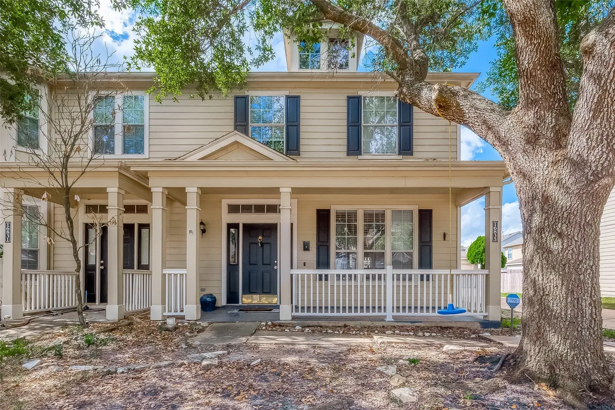 Houston Real Estate | View 16835 Pine Castle Drive | 3 Beds, 2 Baths