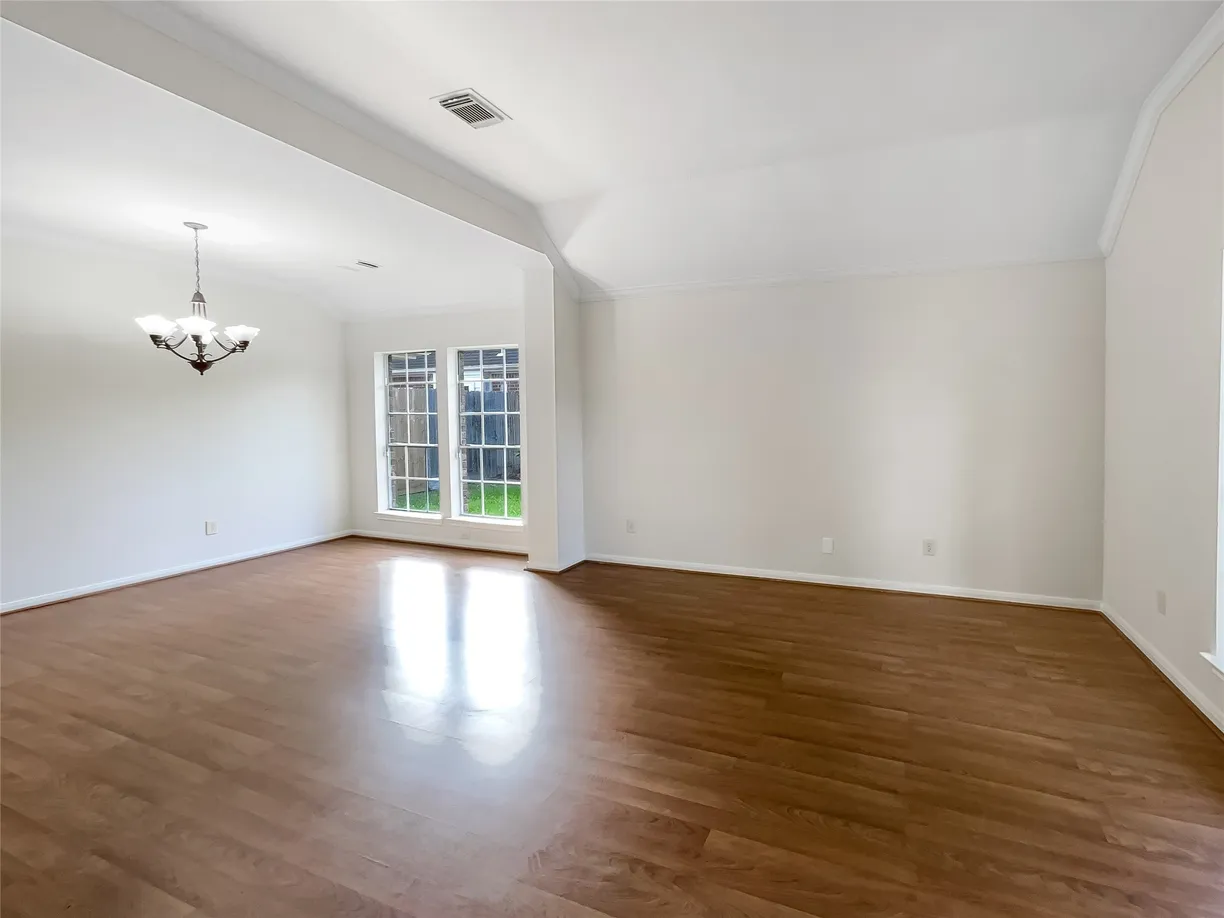 Houston Real Estate | View 1809 Oak Cluster Circle | Listing