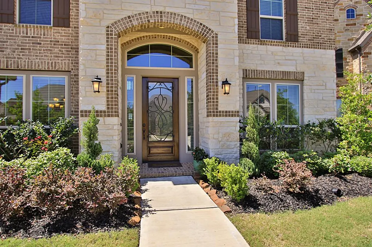 Houston Real Estate | View 27827 Ramble Rock Court | 5 Beds, 4 Baths