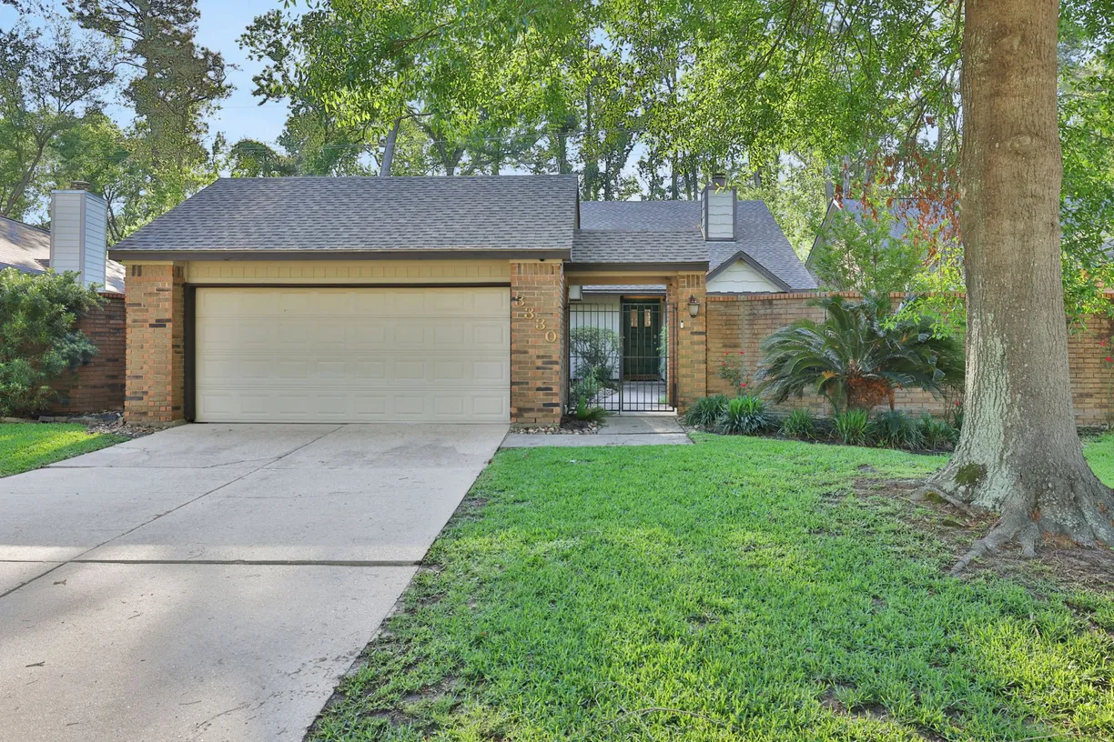 The Woodlands Real Estate | View 3330 Beech Point Drive | 3 Beds, 2 Baths