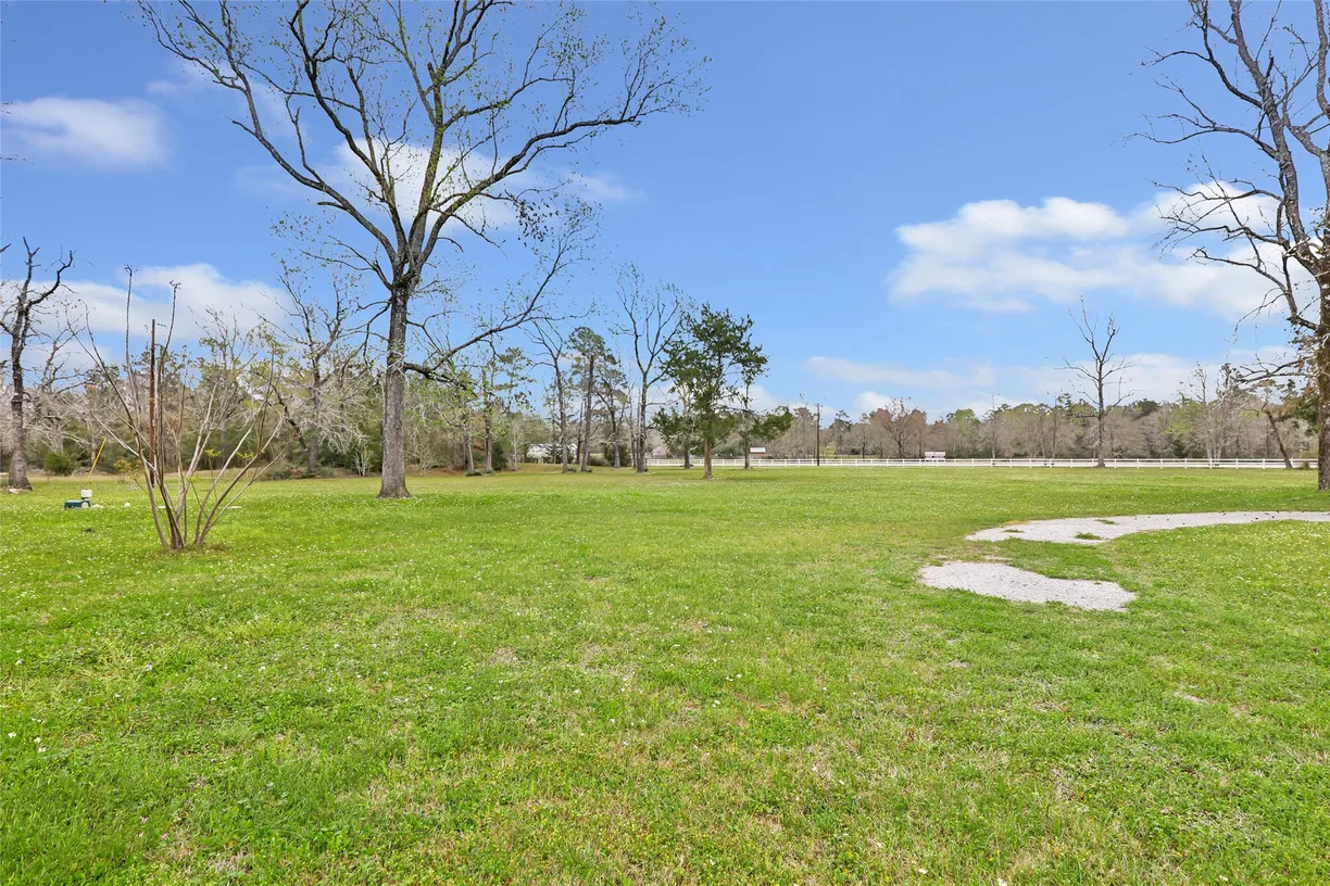 17659 E FM 1097 ROAD, Willis, TX 77378 Property for sale