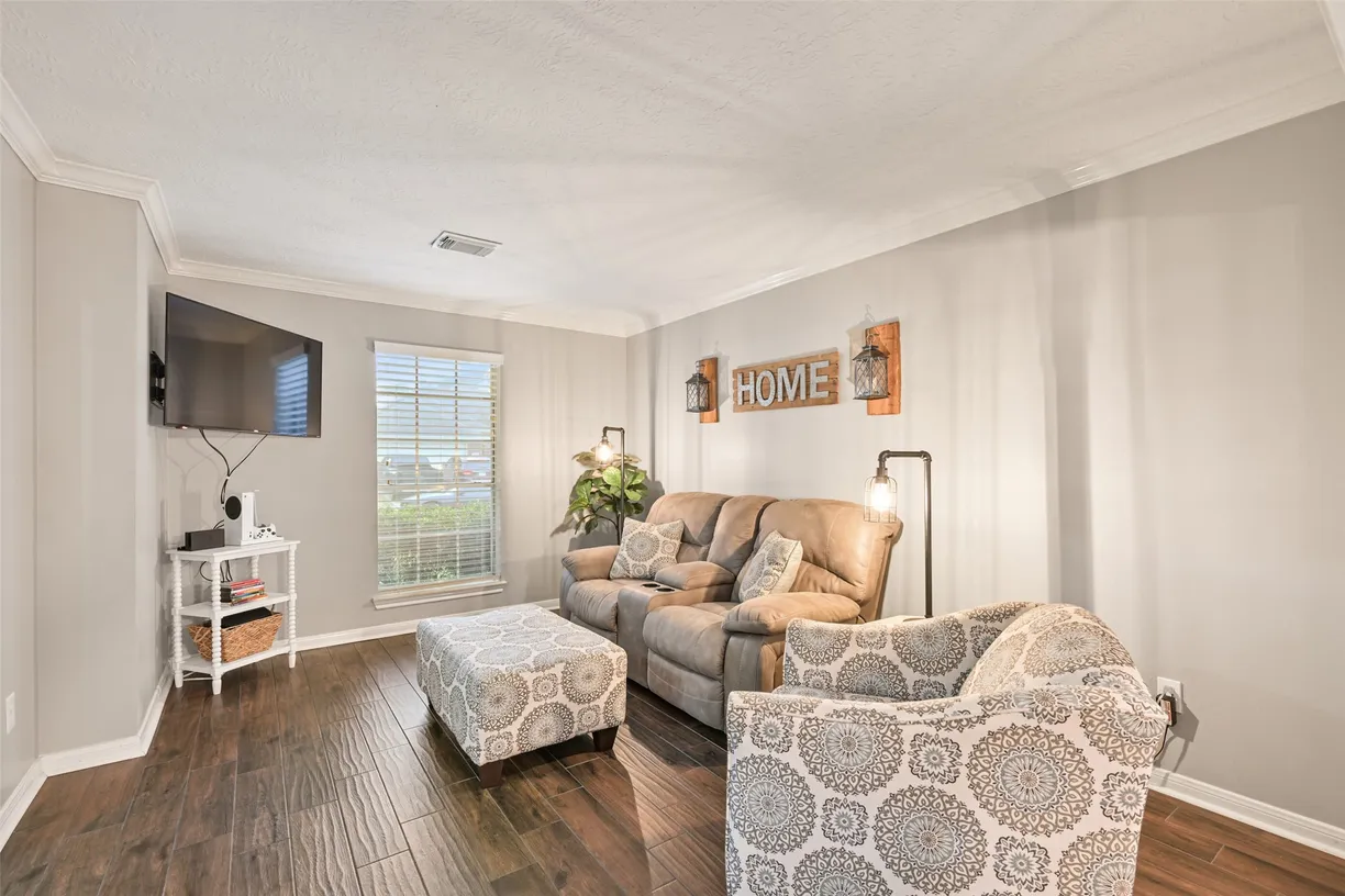 Houston Real Estate | View 1912 Prairie Creek Drive | Listing