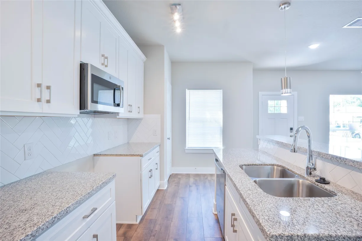 Houston Real Estate | View 5819 Doolittle Boulevard | Listing