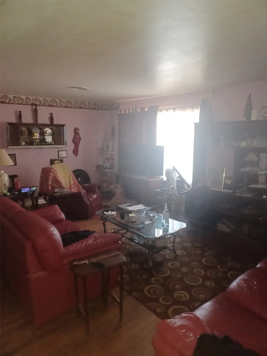 Houston Real Estate | View 3010 Wentworth Street | Listing