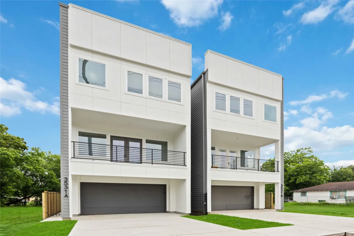 Houston Real Estate | View 2414 Anita Street | 3 Beds, 3 Baths