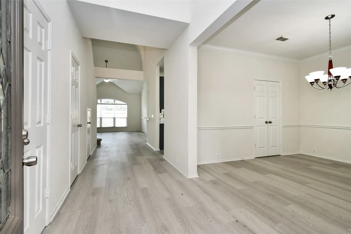 Houston Real Estate | View 9005 Sundown Drive | Listing
