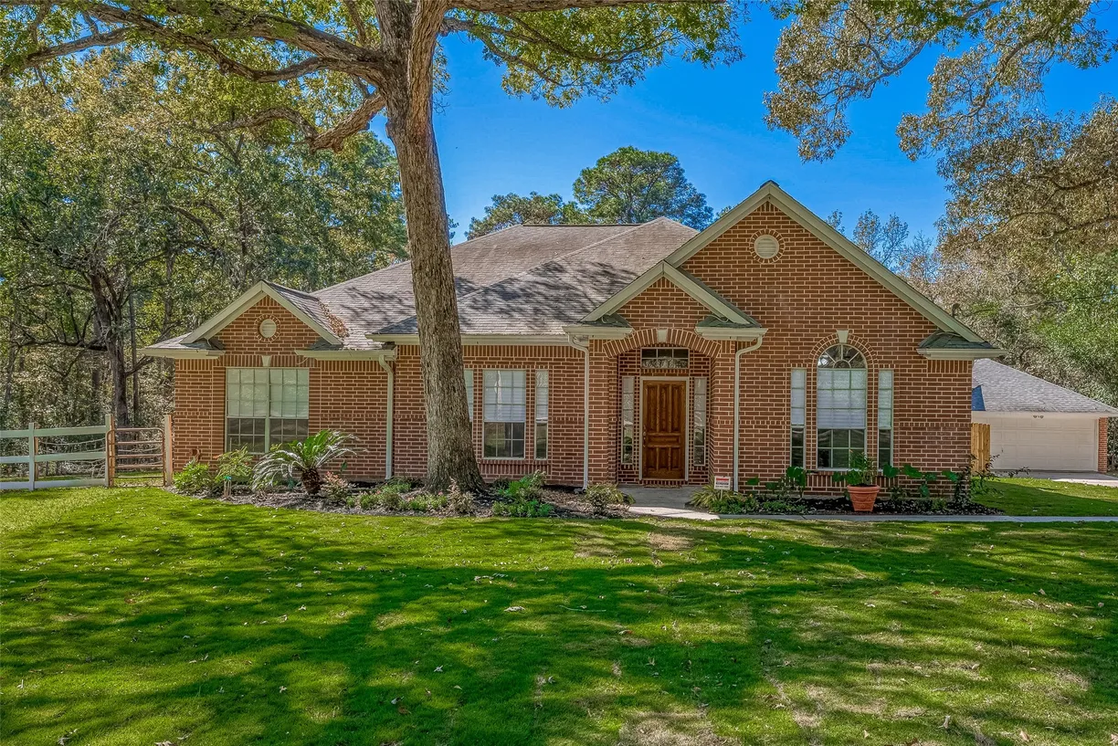 The Woodlands Real Estate | View 53 Creek Forest Lane | 3 Beds, 2 Baths