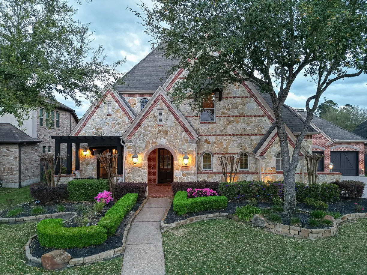 Houston Real Estate | View 14614 Paloma Glen Lane | 5 Beds, 4 Baths