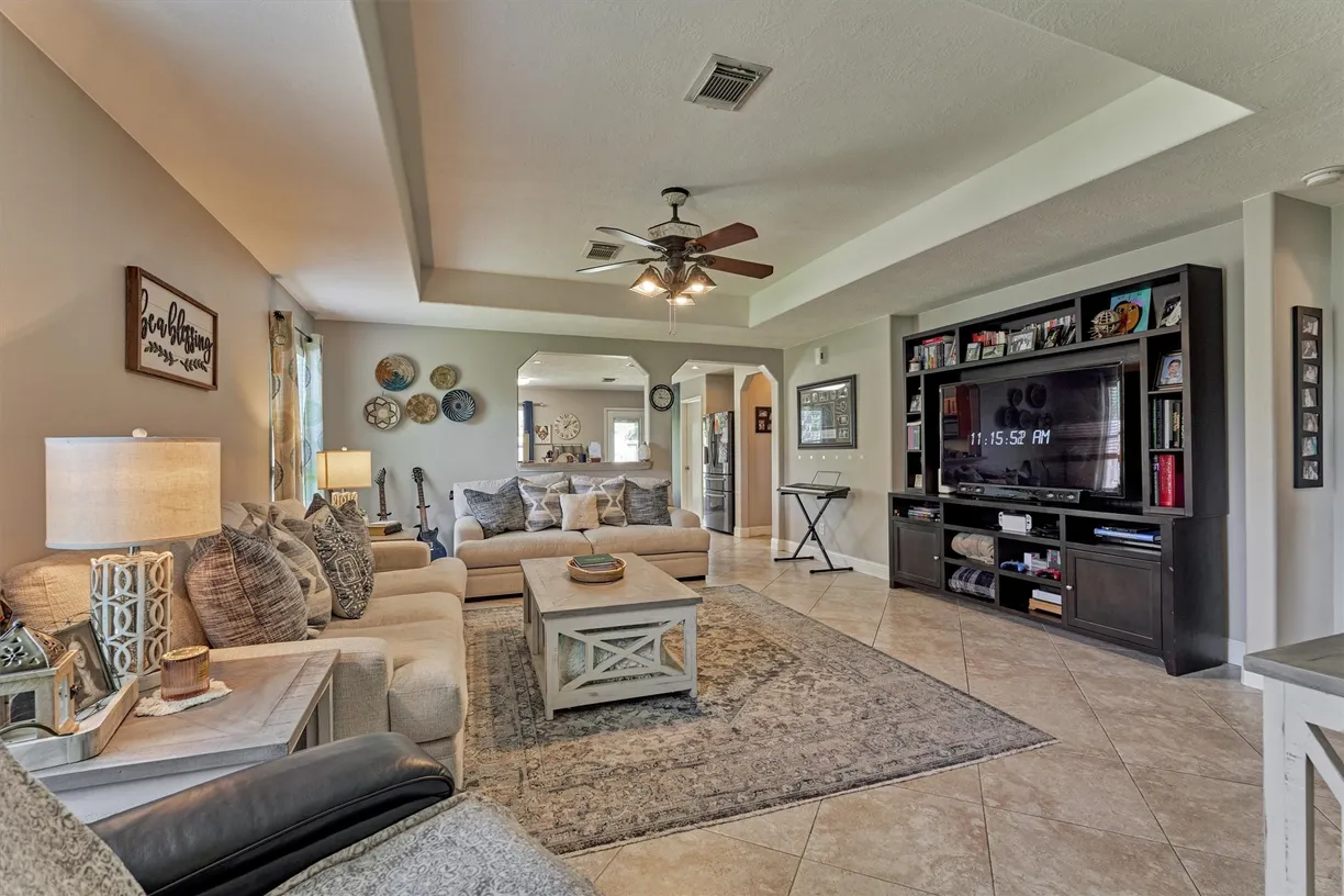 The Woodlands Real Estate | View 1006 Backland Court | 3 Beds, 2 Baths