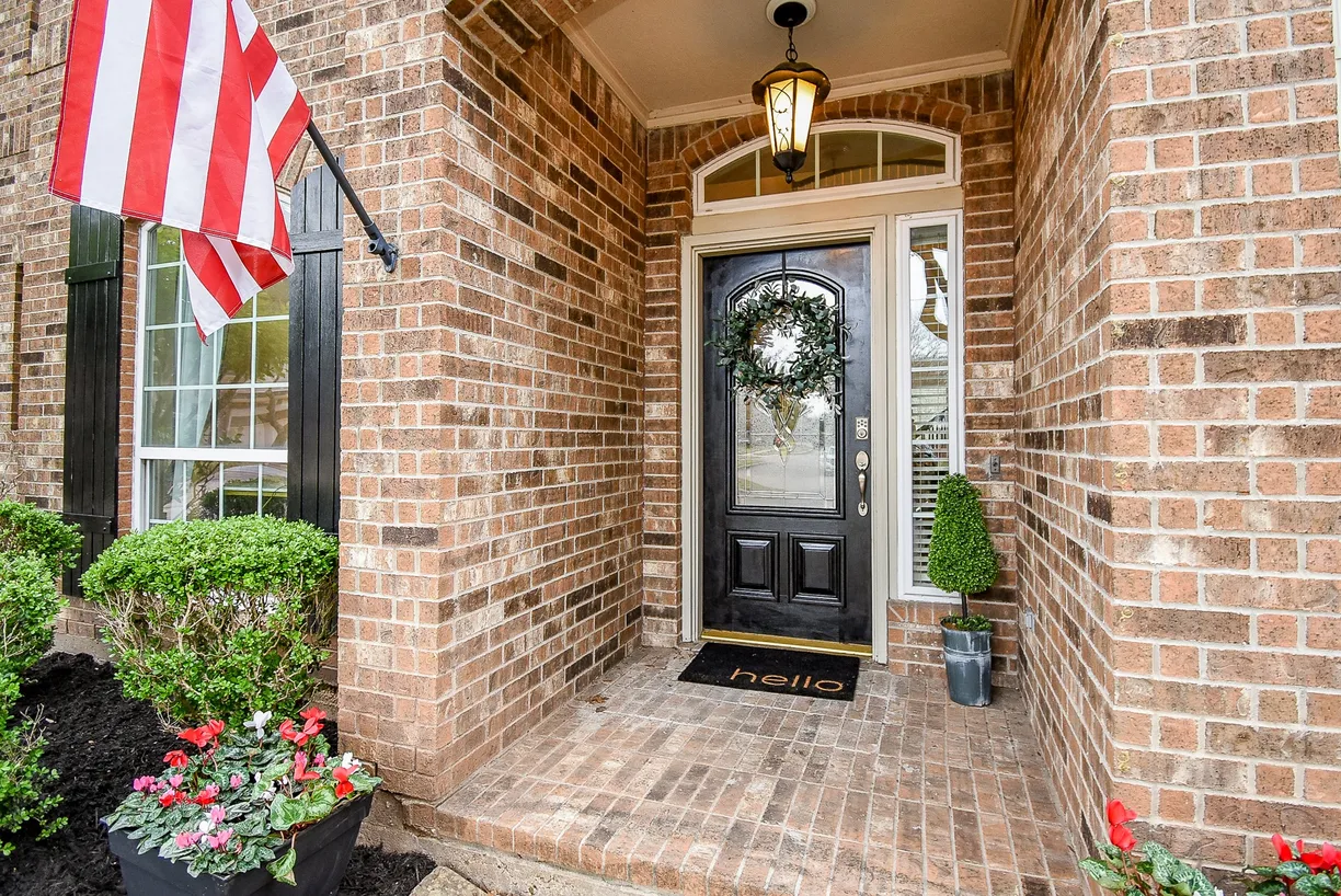 Houston Suburbs Real Estate | View 1638 Brookstone Lane | 4 Beds, 3 Baths