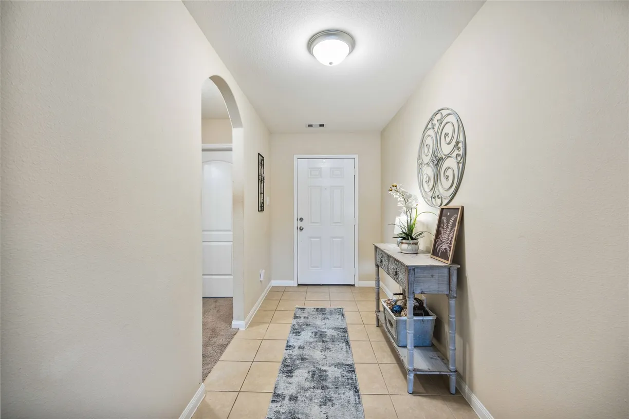 Houston Real Estate | View 2003 Heath Ridge Lane | Listing