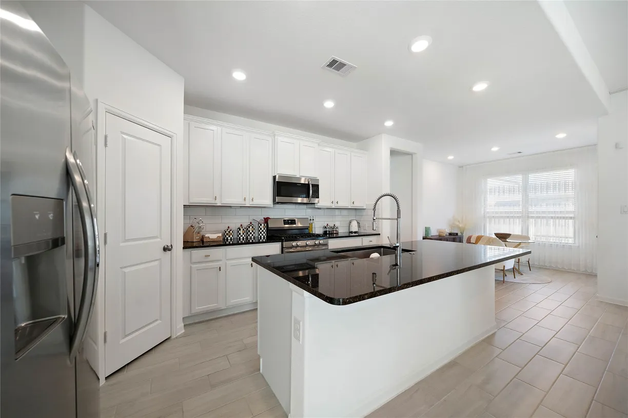 Houston Real Estate | View 2239 Ginger Trail Lane | Listing