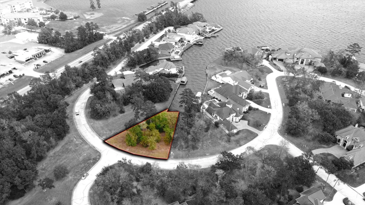 Houston Real Estate | View 174 Bentwater Bay Drive | Listing