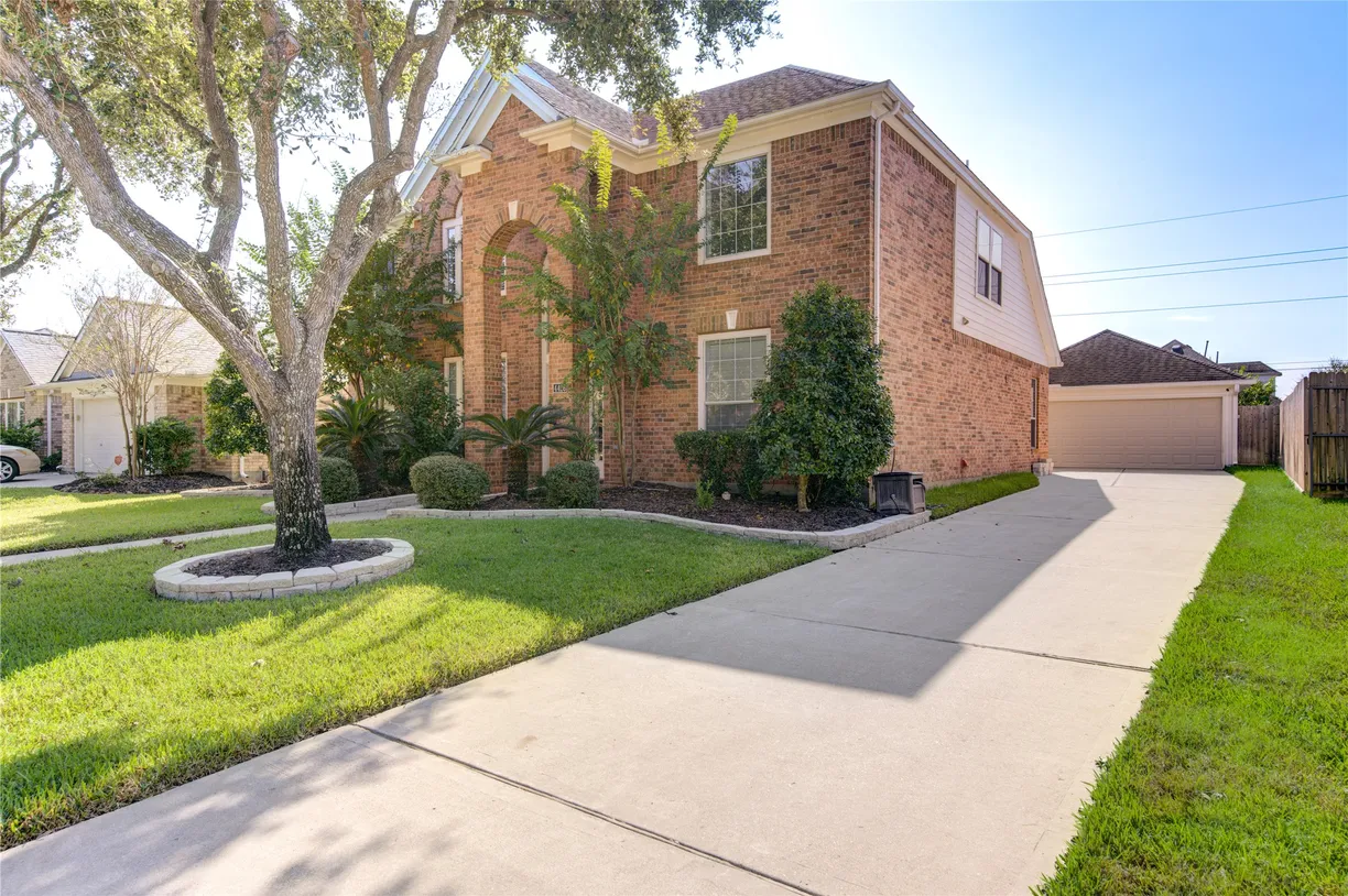 Houston Real Estate | View 4426 Desert Cliff Court | Listing