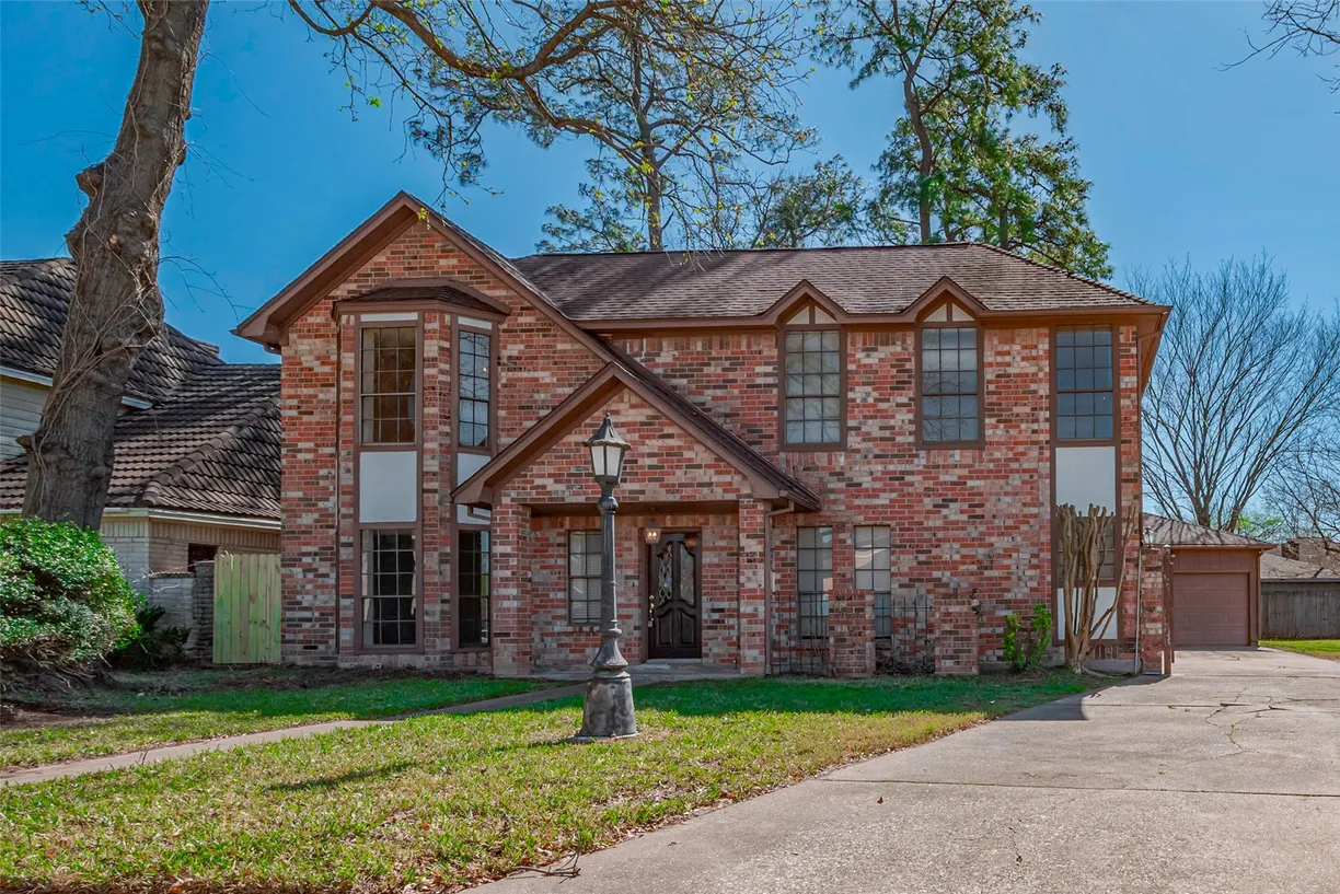 Houston Real Estate | View 12834 Hidden Castle Drive | 3 Beds, 2 Baths